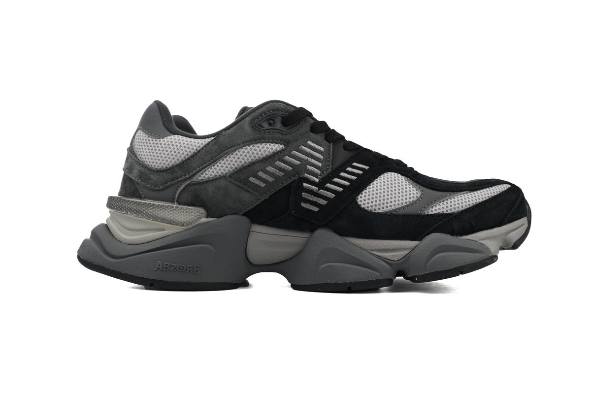 9060 Trainers - Black Castlerock