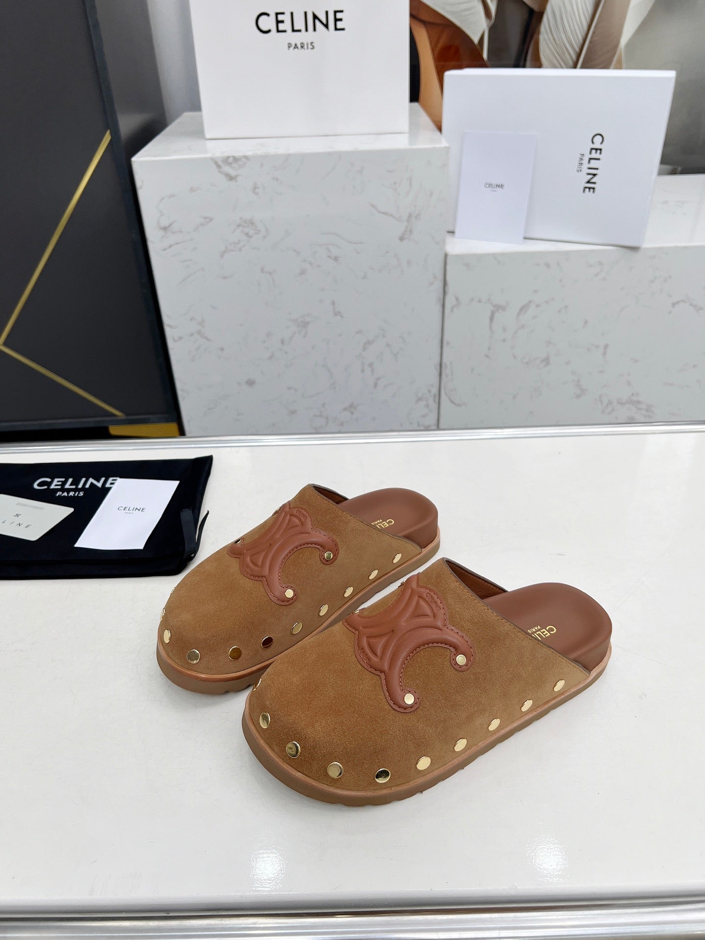 Pitea Suede Clogs - 2 Colours
