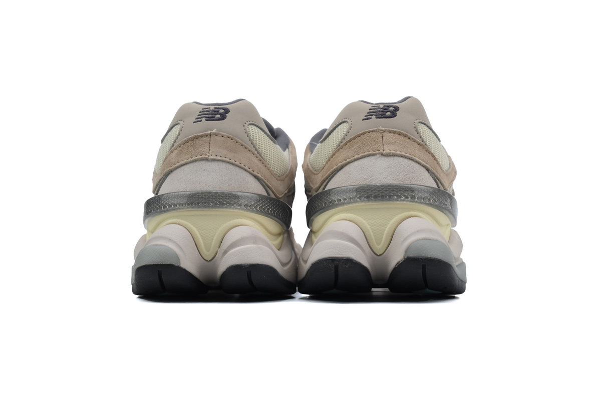 9060 Trainers - Sea Salt Surf