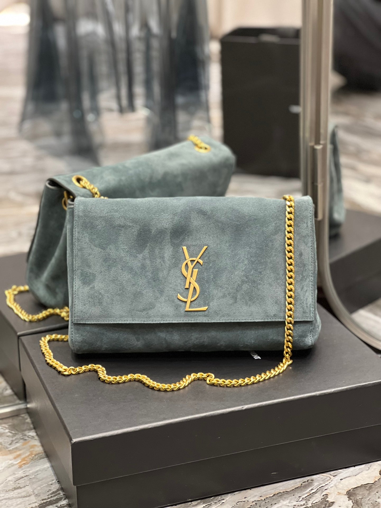 Kate Reversible Shoulder Bag - 4 Colours