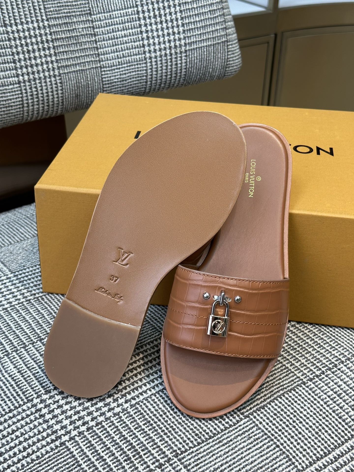Lock It Flat Sandals - 3 Colours