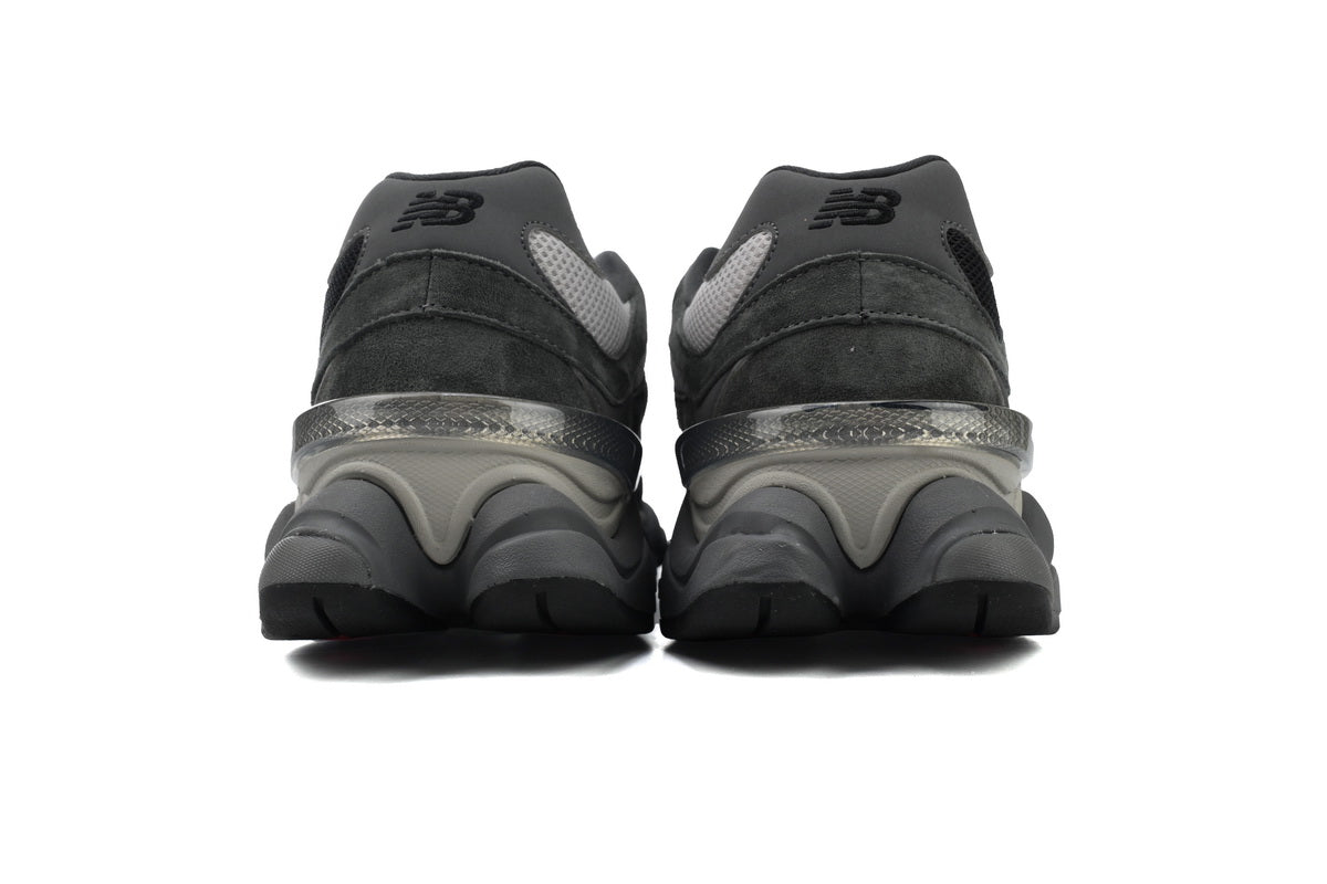 9060 Trainers - Black Castlerock