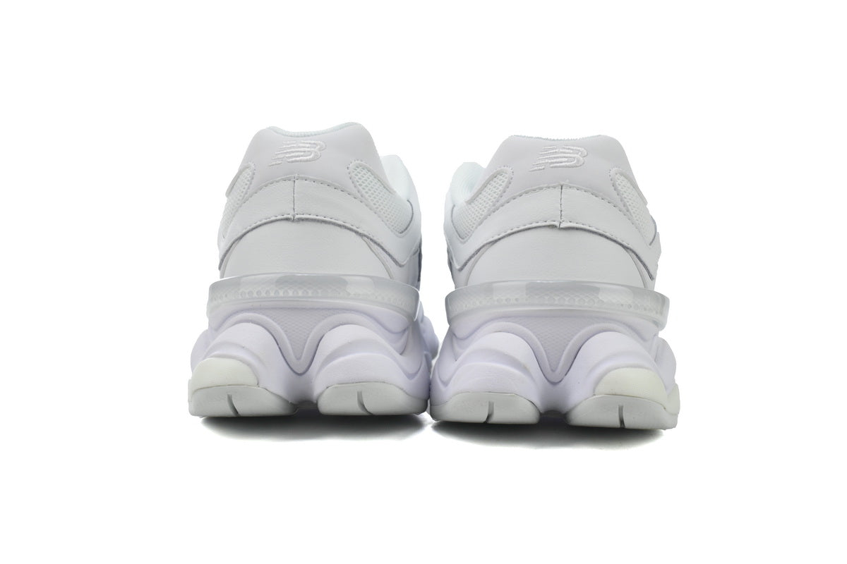 9060 Trainers - Triple White