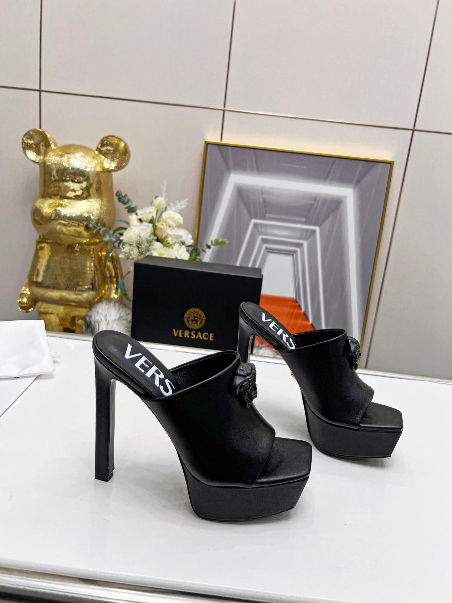 La Medusa Platform Heels - 5 Colours