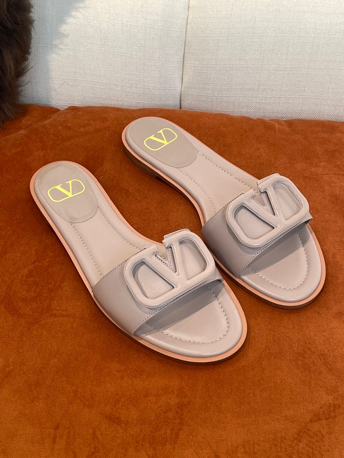 VLogo Slide Sandals - 5 Colours