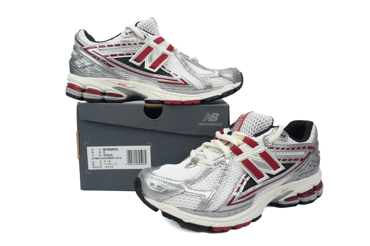 1906R Trainers - Silver Red