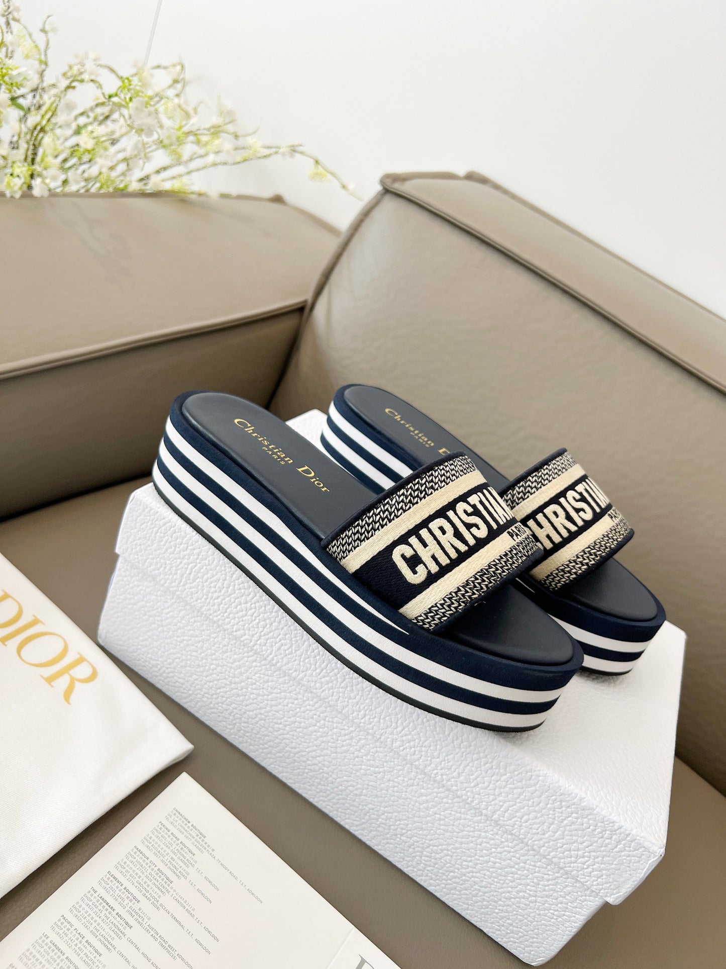 Dway Platform Slides - 3 Colours