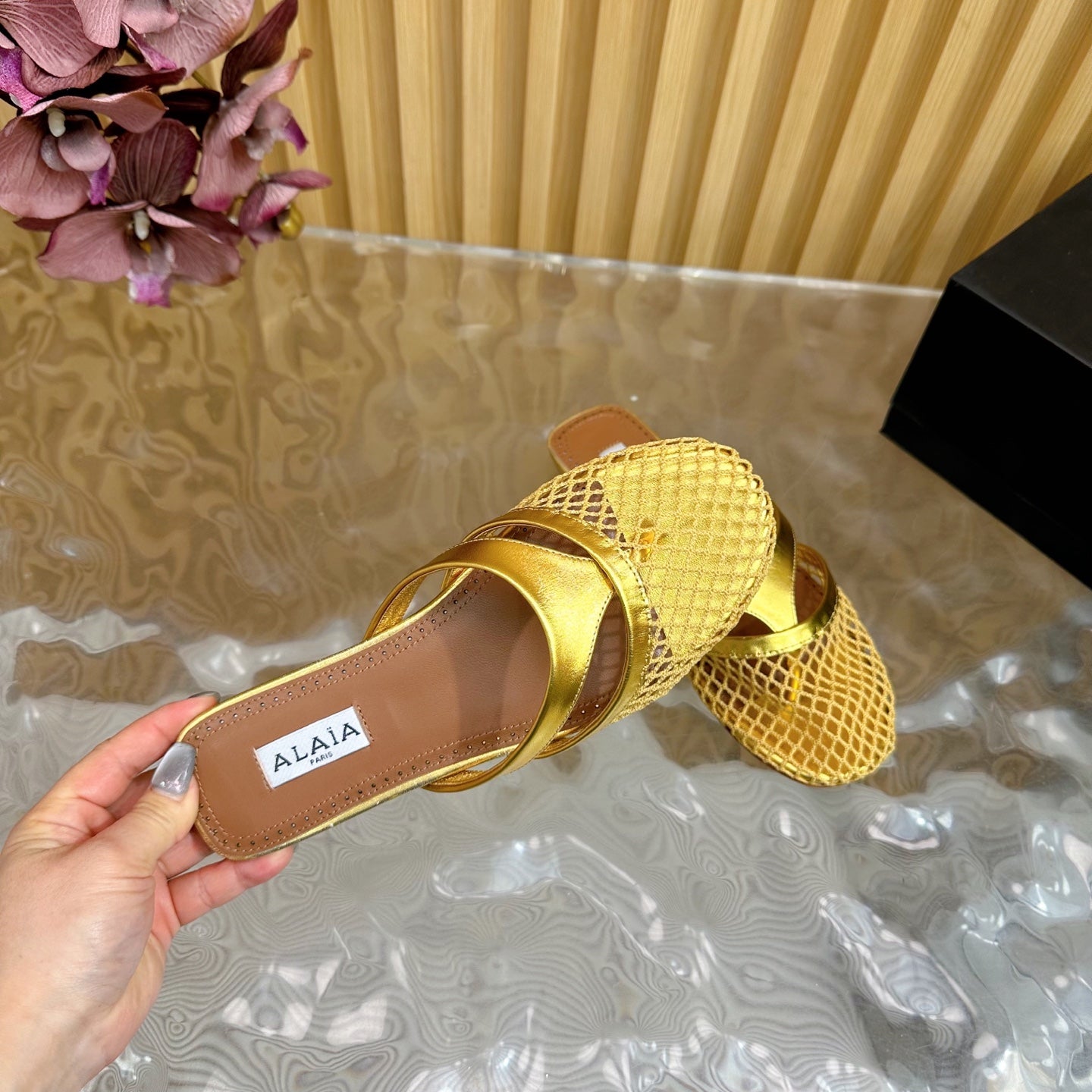 Infradito Fishnet Flat Mules - 3 Colours