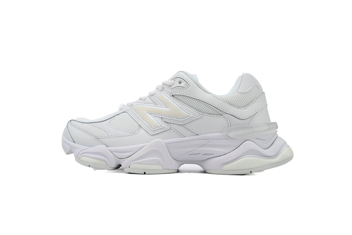 9060 Trainers - Triple White